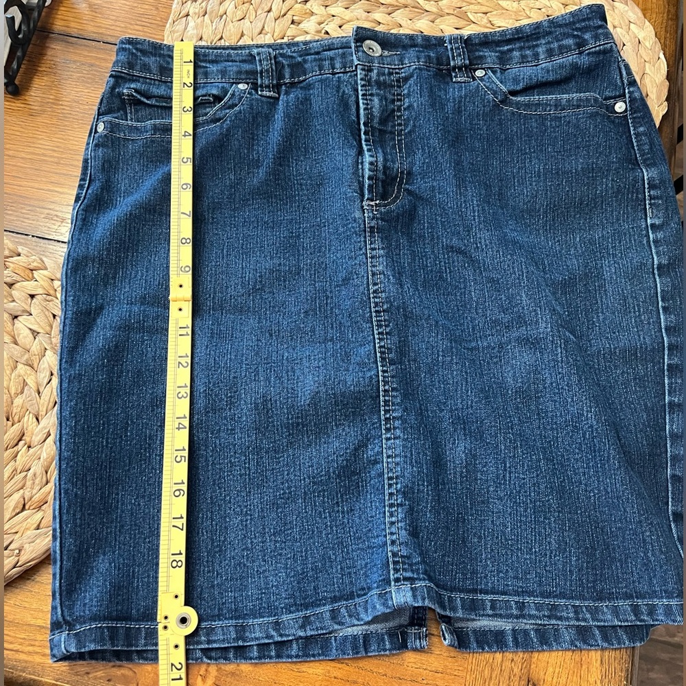 Nine West denim skirt